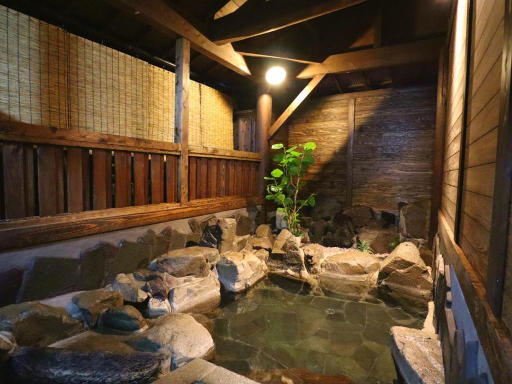 Ban-Ya Hot Spring Inn Yufu Esterno foto