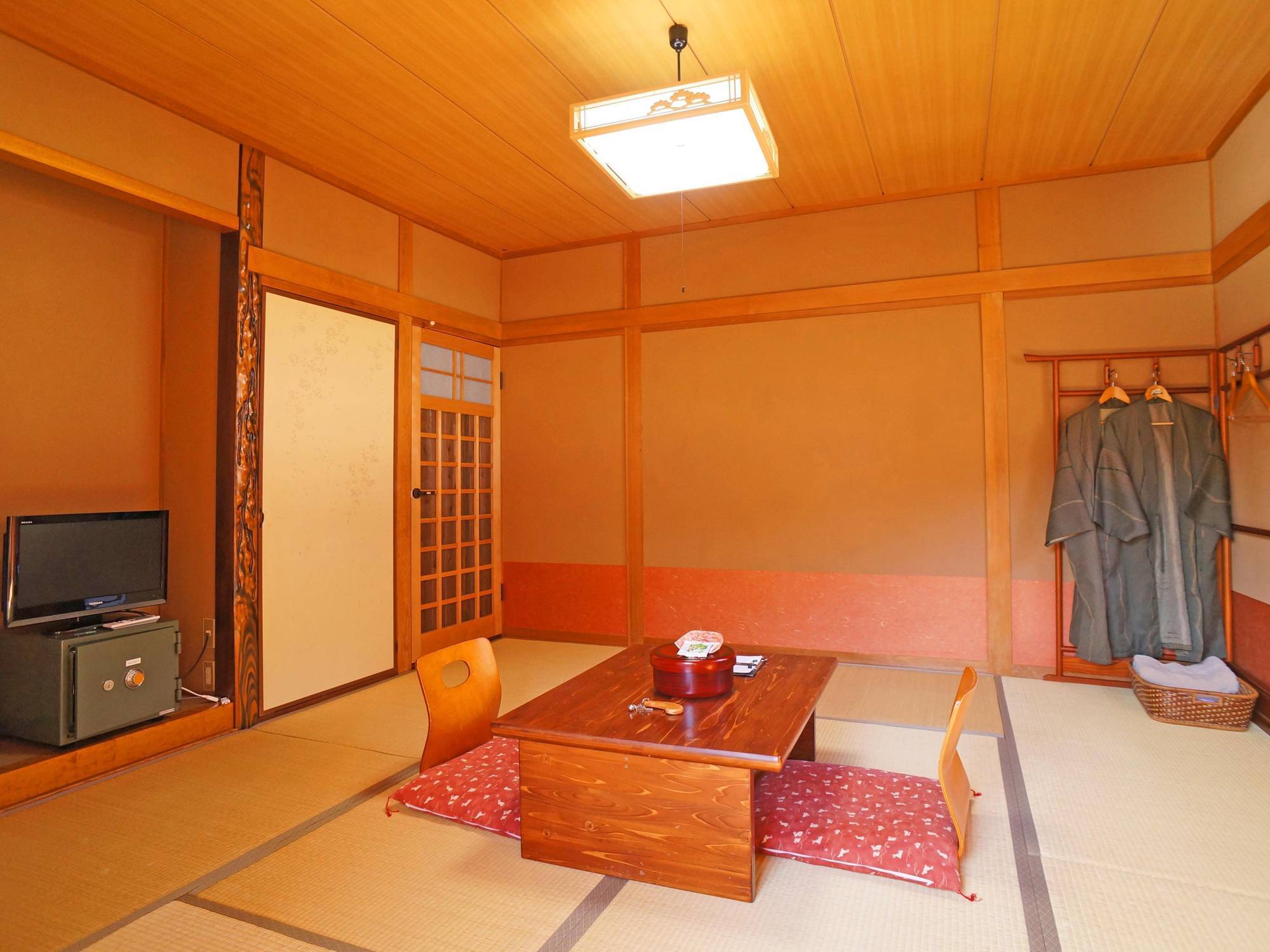 Ban-Ya Hot Spring Inn Yufu Esterno foto