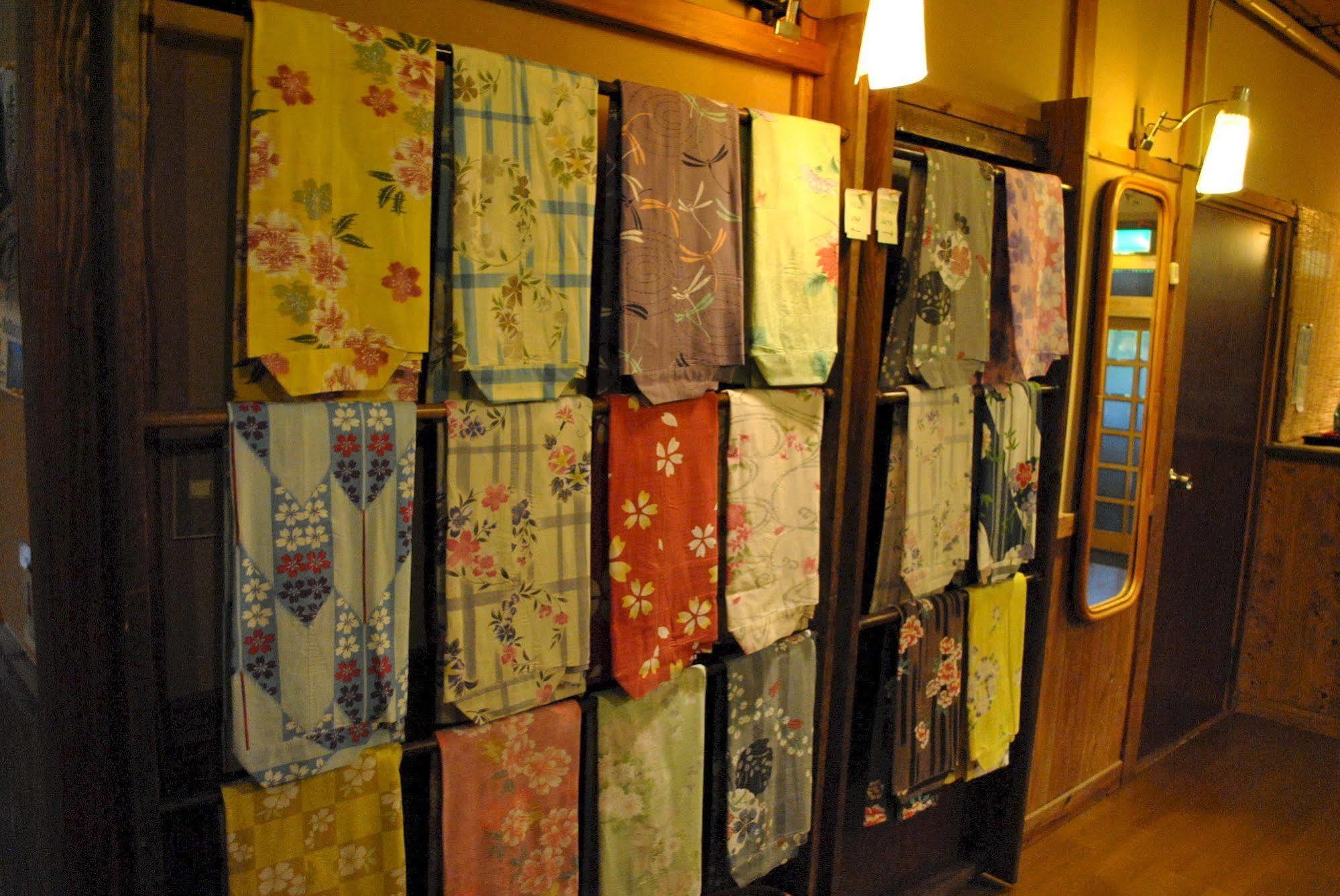 Ban-Ya Hot Spring Inn Yufu Esterno foto